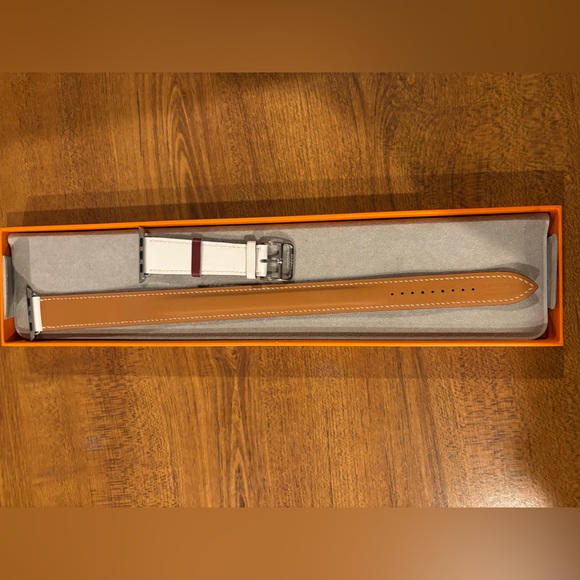 Hermes Apple Double Tour Band 41mm - Picture 3 of 3